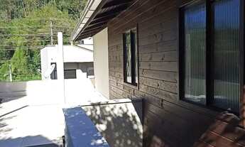 Imagem 2: Sobrado próximo da SCAR