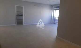 Imagem 4: OPORTUNIDADE EM LOCAL PRIVILEGIADO ENTRE PARQUE LAJE E LAGOA! 4 QTOS COM DUAS VAGAS! VISTA