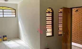 Imagem 2: Casa Residencial à Venda de 03 Quartos no Bairro Campos Elíseos em Ribeirão Preto com Chur