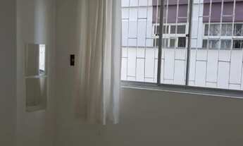 Imagem 2: Apto padrão com dois quartos em Coqueiros/Permuta por casa