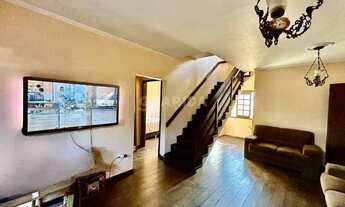 Imagem 3: Casa Residencial com 7 dormitórios, sendo 1 suíte, no bairro Cristo Redentor