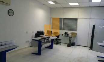 Imagem 3: Prédio com três andares, 238 m², cada andar