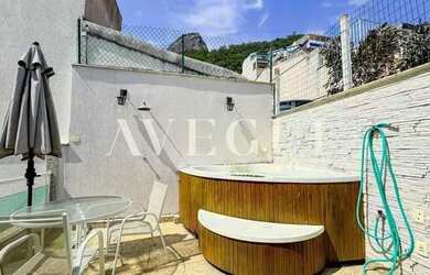 Imagem: Urca - Casa com vista e Piscina - 256m²