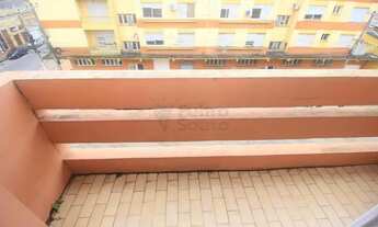 Imagem 7: Amplo Apartamento no Edifício Imperador - 2 Dormitórios com Possibilidade de 3º e Sacada E