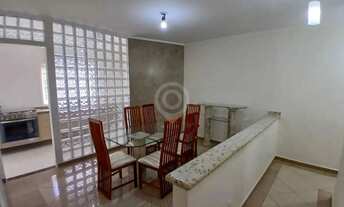 Imagem 7: Casa de rua : / Residencial / Jardim Leonor