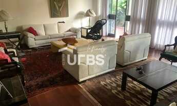 Imagem 7: Casa a venda, com 7 quartos sendo 3 suítes com 1.180,43m² no setor Jaó