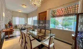 Imagem 5: Casa de 4 quartos sendo um suíte master e 6 vagas de garagem no bairro Garças