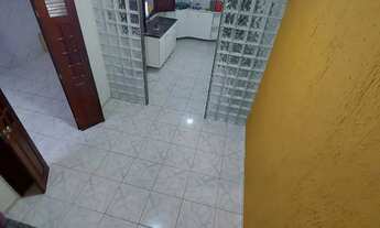 Imagem 4: Casa diferenciada com piscina no 1º andar