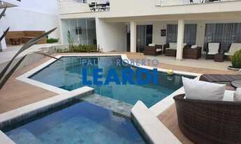 Imagem: CASA EM CONDOMÍNIO - ALPHAVILLE - SP