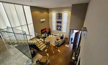 Imagem: Casa de condomínio em Avenida Antenor de