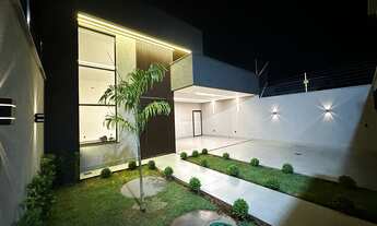 Imagem 5: Casa Térrea, três suítes, sala pé direito duplo e piscina aquecida