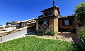 Imagem 5: Casa à venda no bairro Renascença em Gravataí com piscina e ótima área construída