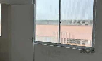 Imagem 7: Apartamento 42m², 2 dormitórios no bairro Teresópolis