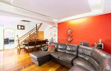 Imagem: Casa à venda com 260m², 4 quartos e 6