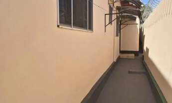 Imagem 3: Casa em Arealva com campo de futebol