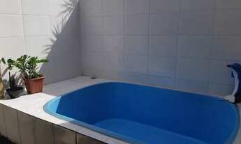 Imagem 1: Oportunidade! Casa duplex 2 quartos com piscina e churrasqueira, pequeno condomínio. Cód