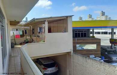 Imagem 6: Casa para Venda em Itajaí, São João, 10 dormitórios, 1 suíte, 10 banheiros, 6 vagas