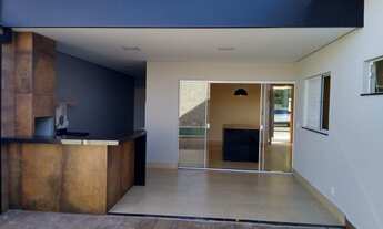 Imagem 3: Casa para venda tem 250 metros quadrados com 3 quartos em Alto Cafezal - Marília - SP