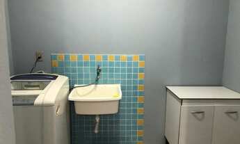 Imagem 5: Sobrado para aluguel possui 140 metros quadrados com 4 quartos em Bombas - Bombinhas - SC