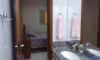 Imagem 7: Casa para Venda em Bauru, Jd. Ferraz, 3 dormitórios, 1 suíte, 2 banheiros, 2 vagas