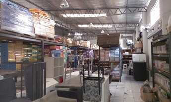 Imagem: Centro comercial para aluguel e venda possui