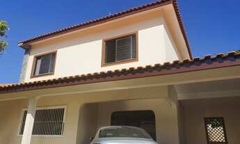 Imagem 2: Sobrado para venda à 150 mts da praia, 255mts2, com 4 quartos em Balneario Josedy - Peruíb