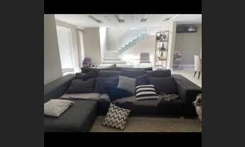 Imagem 5: Casa no bairro de Camboinhas, sendo 3 suítes, lavabo , e 4 vagas de garagem em Niterói