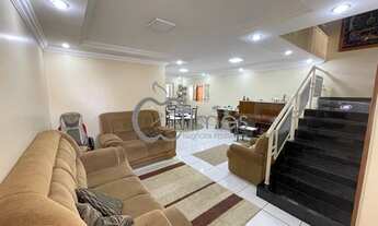 Imagem 4: Casa sobrado com 4 quartos - Bairro Jardim América em Goiânia