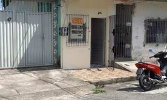 Imagem: Casa térrea em Alameda na Tv. Rosa Moreira