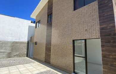 Imagem 3: CM) LINDO PRIVE C/2 QUARTOS PROX A COSTA AZUL EM PAU AMARELO