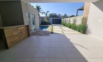 Imagem 6: Casa de condomínio para venda possui 360 metros quadrados com 5 quartos