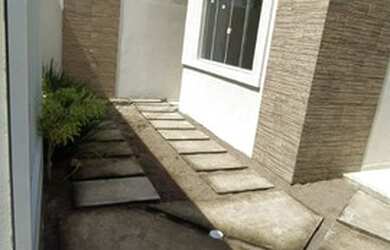 Imagem 2: Linda casa independente com 2 quartos a poucos metros da Avenida Ouro Verde em Rio das Ost