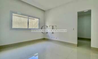 Imagem 7: Casa térrea de 3 quartos sendo 3 suítes plenas e 4 vagas de garagem à venda nos JARDINS LI