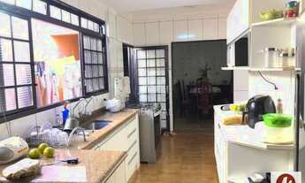 Imagem 2: Casa (térrea na rua) 3 dormitórios/suite, cozinha planejada