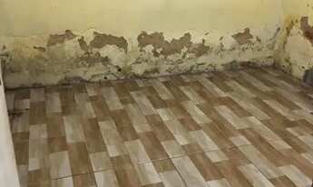 Imagem 2: Casa em rua pública