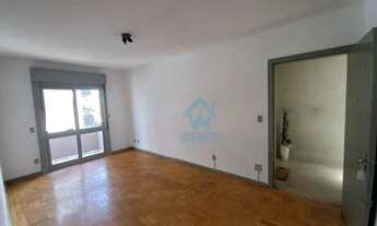 Imagem 2: Apartamento 2 dormitórios, sala com sacada, espera água quente, elevador, Leste no Ideal N