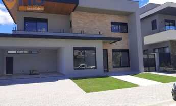 Imagem: Casa com 4 Suítes - 400 m² - 4 Vagas