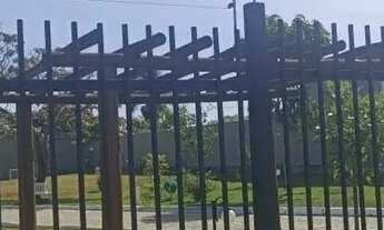 Imagem 3: ARNIQUEIRA: Lote 515m2, nasc, plano, semi murado, cond.casas lindas, colado P.Way (QUEM VÊ