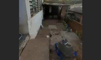 Imagem 6: 3 casas no mesmo terreno