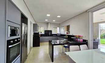 Imagem 7: Sobrado em Alto Padrão com 4 suítes para alugar, 525 m² por R$ 9.225/mês - Residencial Vil