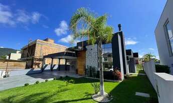 Imagem 4: Casa para Venda em Florianópolis, RIO VERMELHO, 3 dormitórios, 1 suíte, 3 banheiros, 2 vag