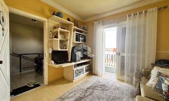 Imagem 3: Casa a venda bairro Fenavinho, com uma sala comercial espaçosa e dois apartamentos, bairro