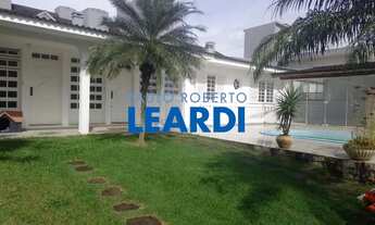 Imagem: SOBRADO - COQUEIROS - SC