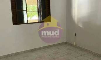 Imagem 3: Casa - Jardim Ana Cecilia - 5 Dormitórios - 120m²