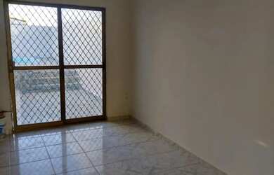 Imagem 7: Casa diferenciada com piscina no 1º andar