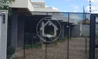 Imagem 3: CASA COM 102 M² COM 3 DORMITÓRIOS EM CONDOMÍNIO