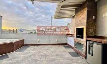 Imagem 3: Cobertura duplex de 100 m² fica em um condomínio à beira-mar na Praia do Forte