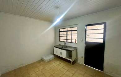 Imagem 6: Casa para Locação em Presidente Prudente, VILA GENI, 2 dormitórios, 1 banheiro