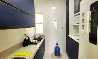 Imagem 5: Apartamento com Reforma Completa e Piso em Porcelanato