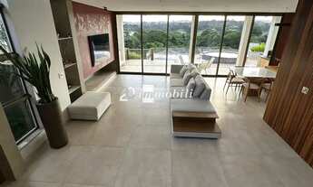 Imagem 7: Casa à venda em Carapicuíba, Granja Viana, com 4 suítes, com 385.07 m², Golf Village